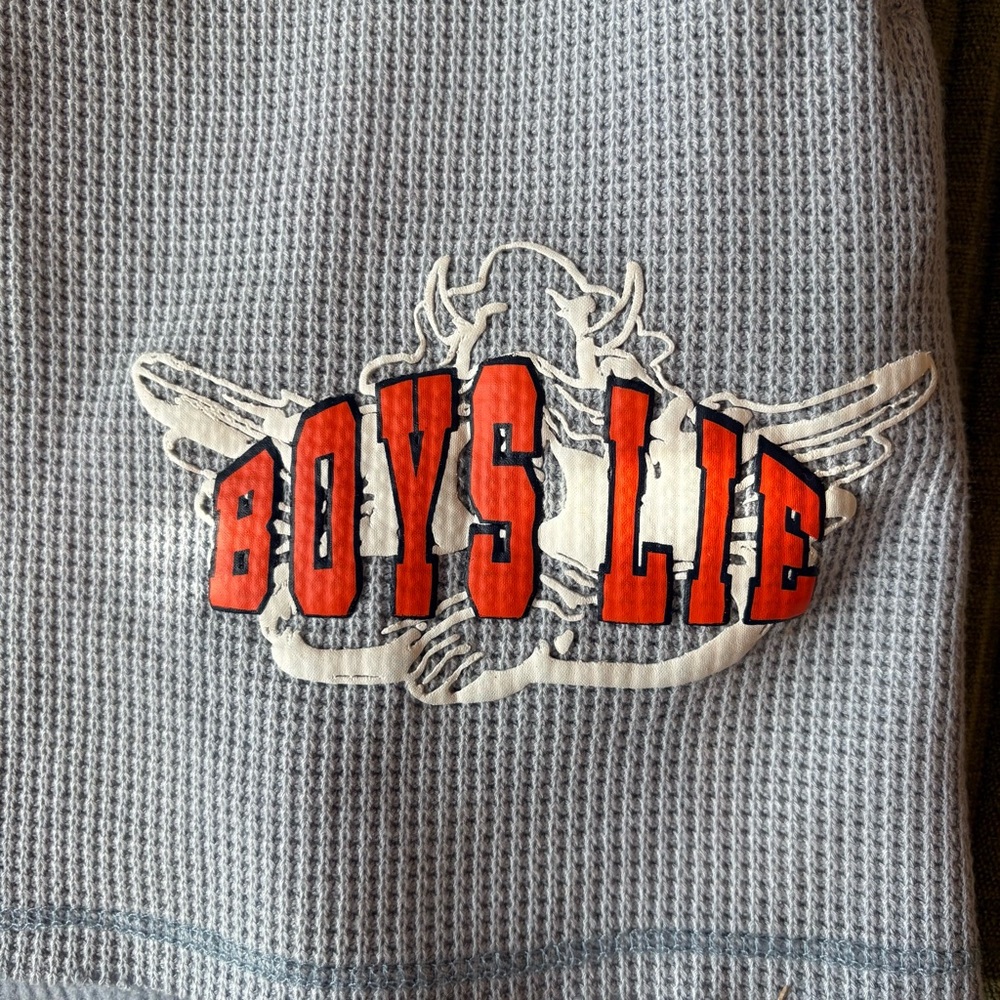 NWT BOYS LIE Fool Me Once Francis Waffle Knit Shorts Blue Sz M - Picture 2 of 12
